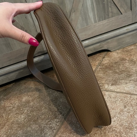 Dooney & Bourke Crescent Pebbled Leather Signature Logo Brown Shoulder Bag - Picture 7 of 13